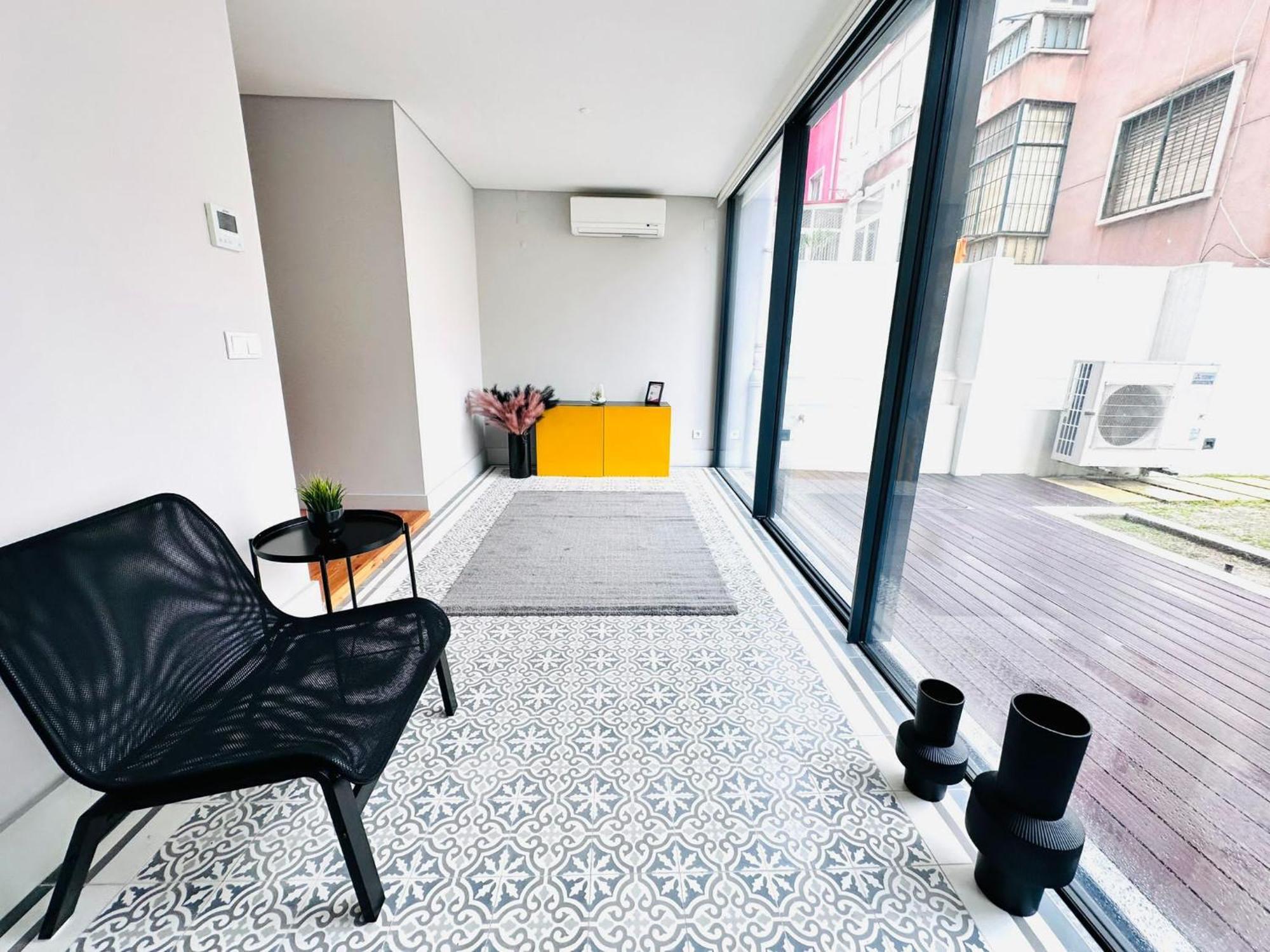 The Eca De Queiroz House - No Cv E - Three-bedroom
